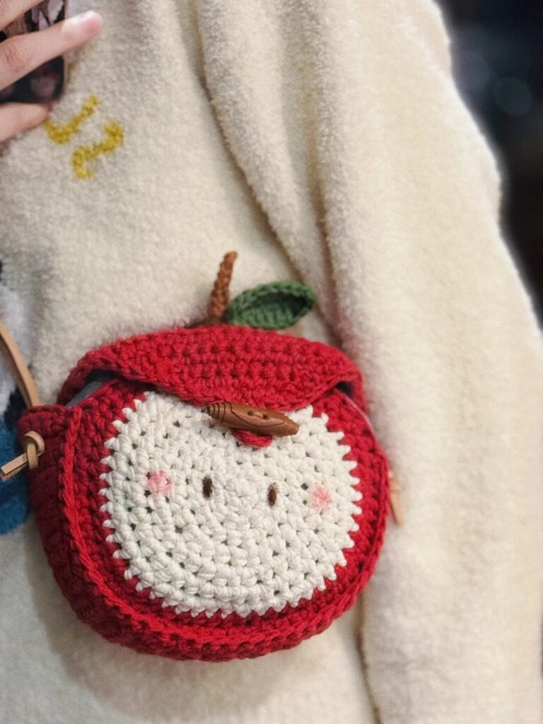 Apple Crossbody Bag - Crochet Handicraft (Including Tutorial) 10 dsl1 10