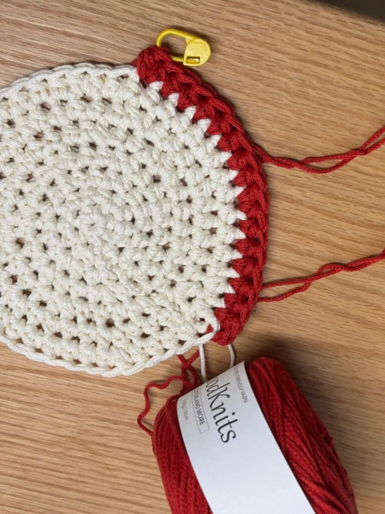 Apple Crossbody Bag - Crochet Handicraft (Including Tutorial) 3 dsl1 6